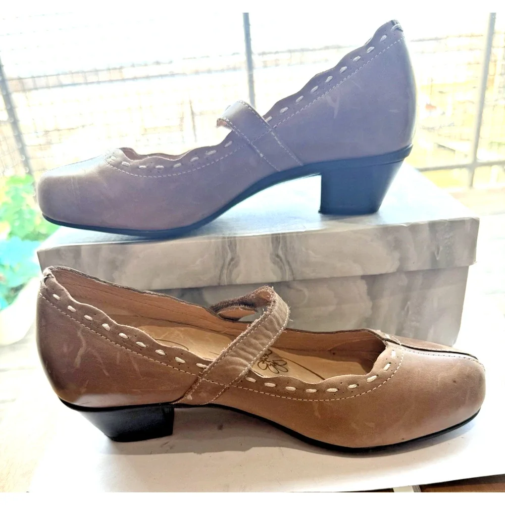 Aetrex Women's Comfortable orthotic arch support Mary Jane Shoes Beige Sz 6.5 W
